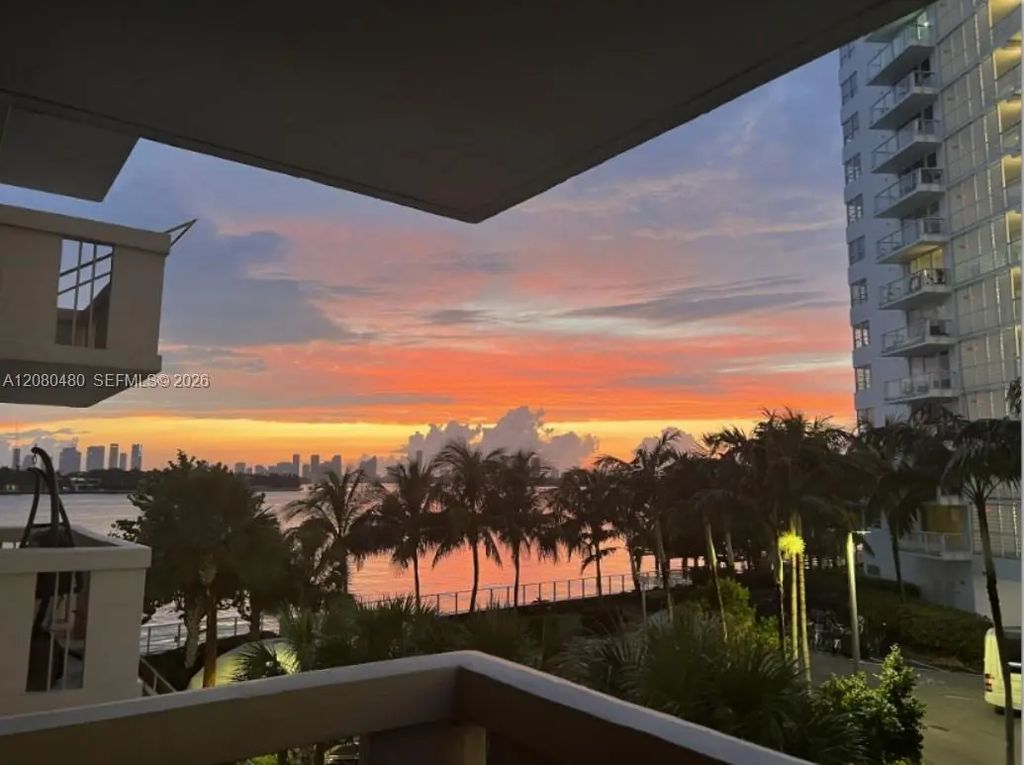 800 West Avenue #342, Miami Beach