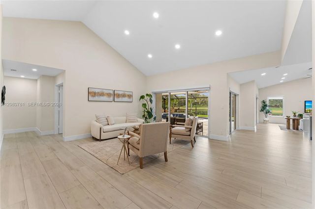 5 of 58 - 1900 Lakeshore Drive, Weston, FL
