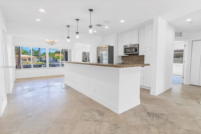 3 of 65 - 2273 Se 14th Street, Pompano Beach, FL