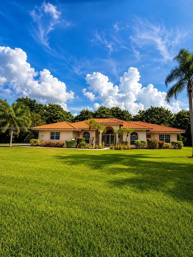 2 of 26 - 1100 Nw 114th Avenue, Plantation, FL