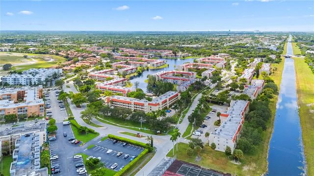 2 of 27 - 7891 N Sunrise Lakes Drive #305, Sunrise, FL