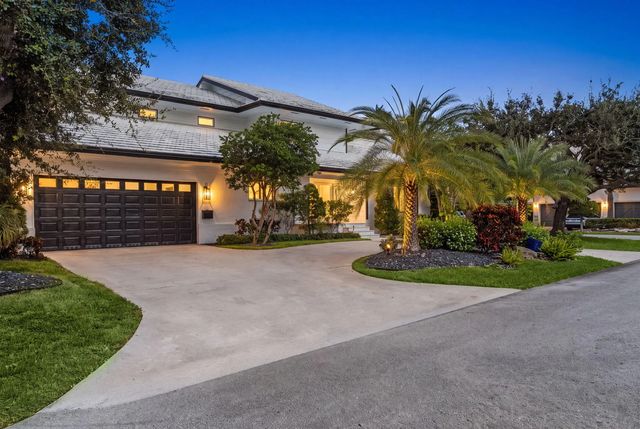 4 of 39 - 5100 Ne 30th Terrace, Lighthouse Point, FL