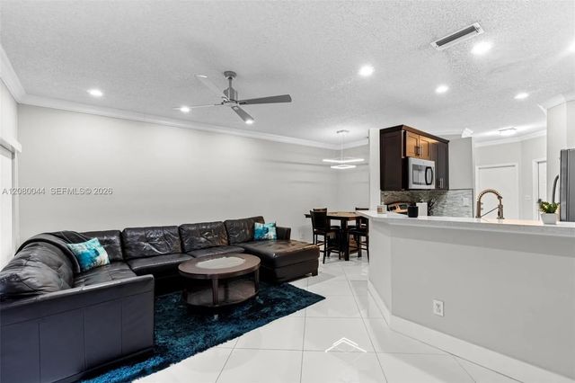 5 of 21 - 12110 Sw 2nd Street, Pembroke Pines, FL