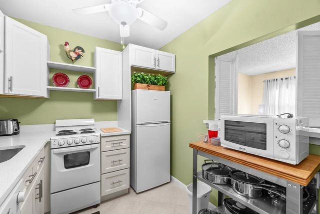4 of 26 - 68 Suffolk B #680, Boca Raton, FL