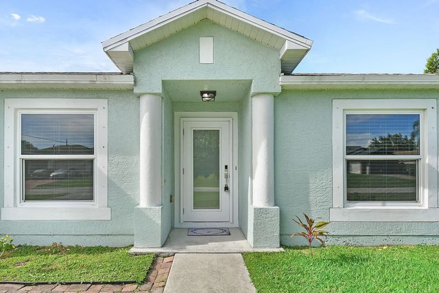 5 of 45 - 1085 Sw Majorca Avenue, Port St. Lucie, FL