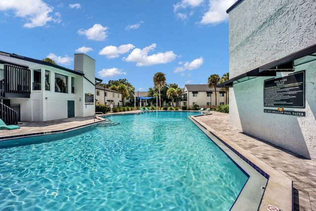 4223 S Semoran Boulevard #12, Orlando