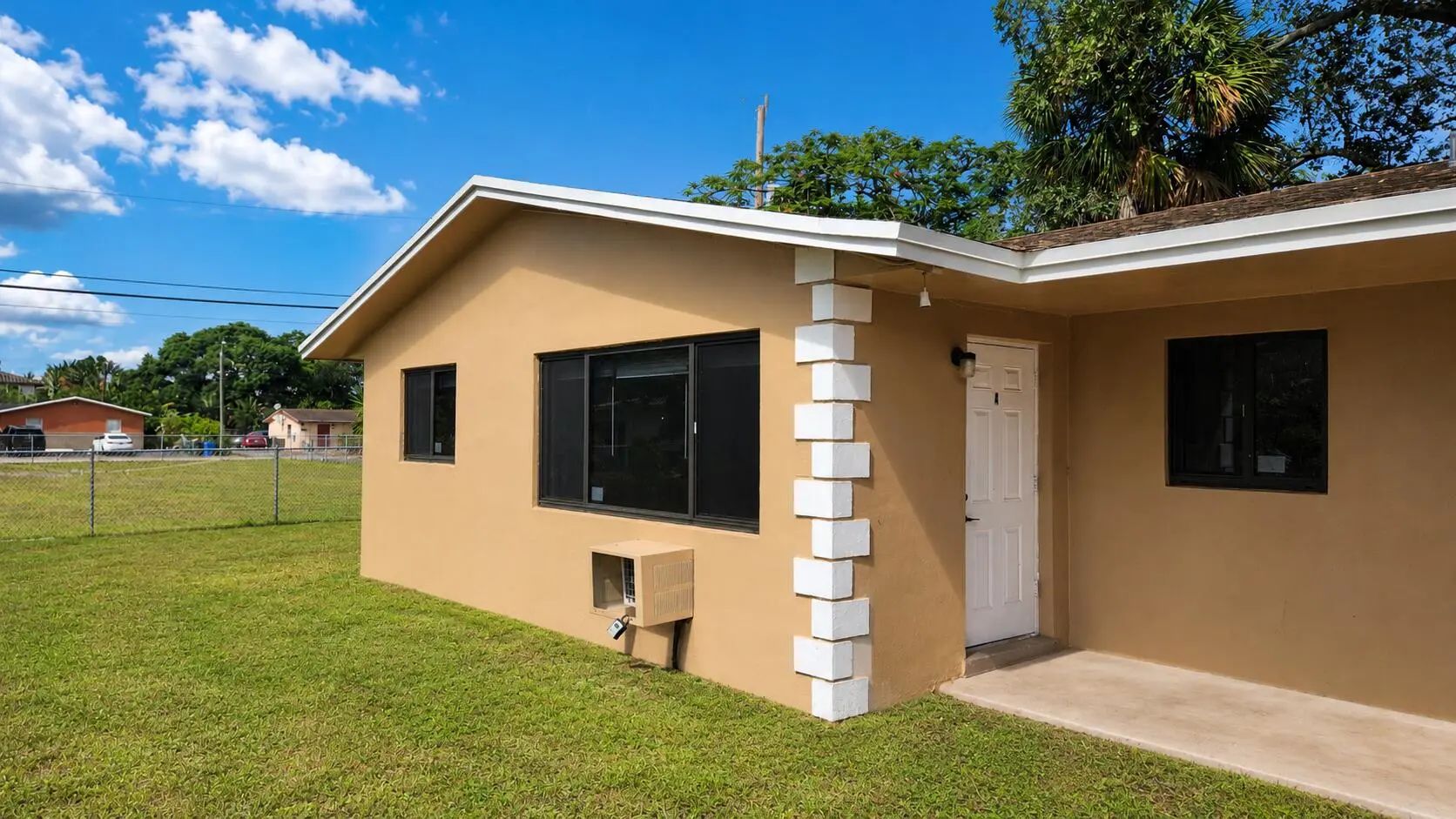 435 Nw 41st Street #4, Oakland Park