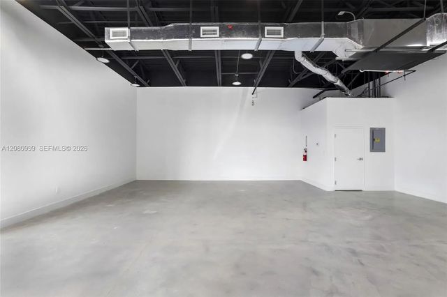 5 of 10 - 1401 Nw 119th Street #3, North Miami, FL