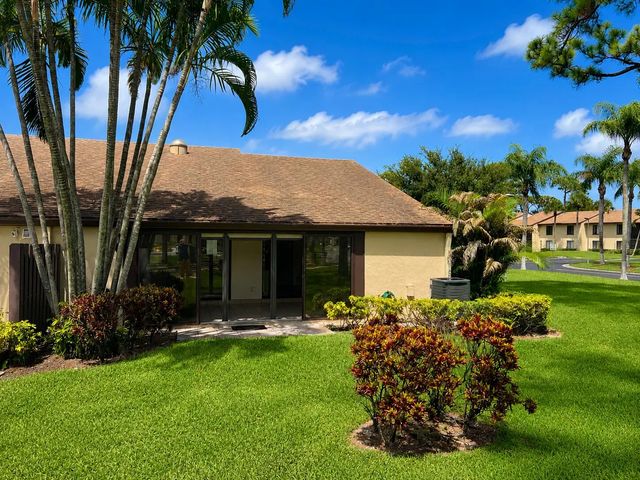 3 of 34 - 611 Sea Pine Way #a, Greenacres, FL