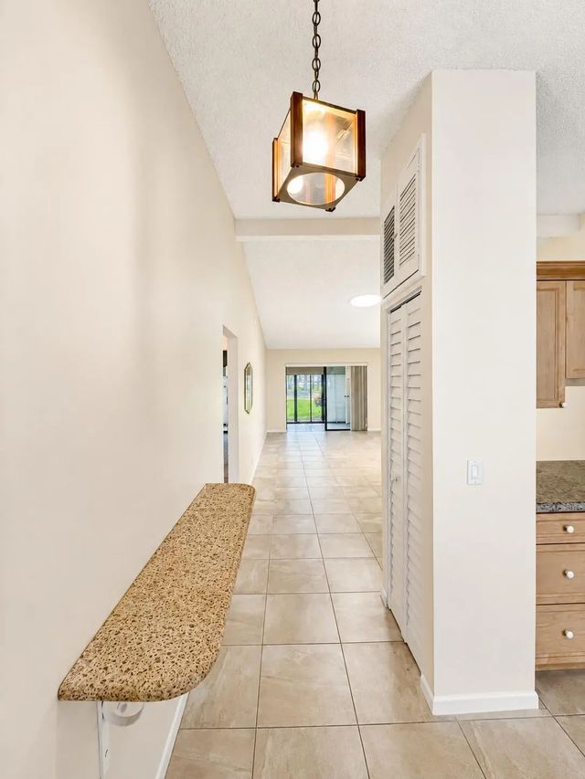 4 of 34 - 611 Sea Pine Way #a, Greenacres, FL