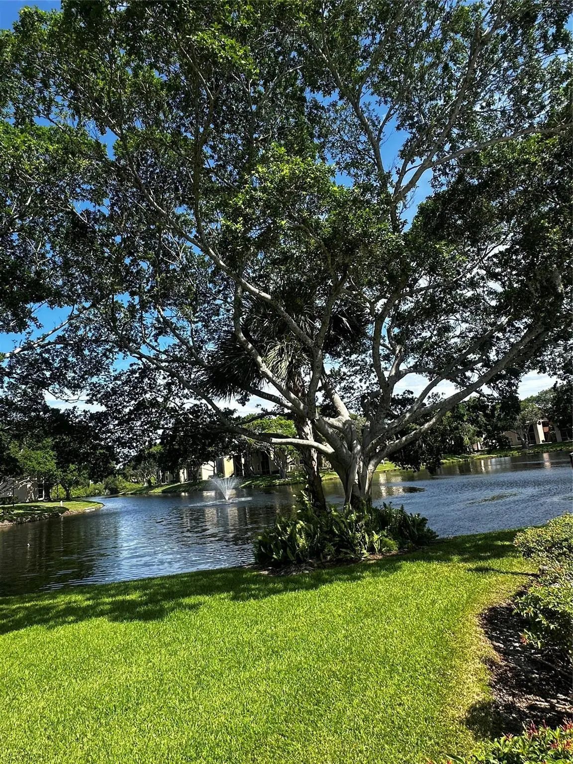 820 Cypress Park Way #i2, Deerfield Beach