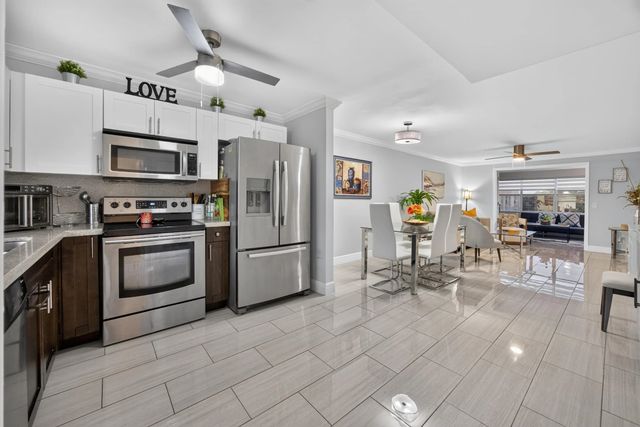 9881 Sunrise Lakes Boulevard #308, Sunrise