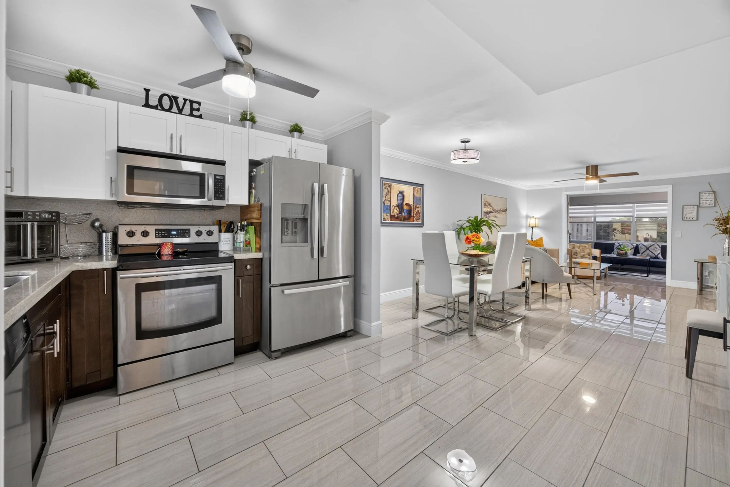 9881 Sunrise Lakes Boulevard #308, Sunrise