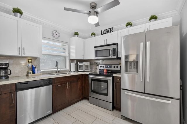 2 of 32 - 9881 Sunrise Lakes Boulevard #308, Sunrise, FL
