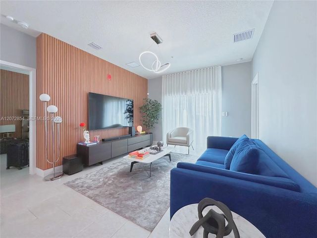 4 of 26 - 8167 Nw 41st Street #e-410, Doral, FL