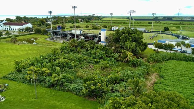 2 of 6 - 0  Kismet, Pahokee, FL