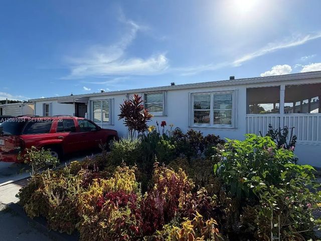 3 of 16 - 19800 Sw 180th Avenue #569, Miami, FL