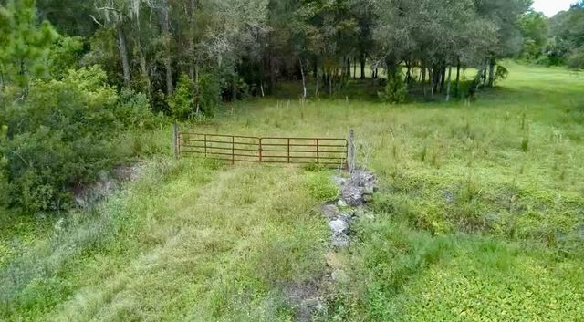 2 of 7 - 7061 Flaghole Road, Flaghole, FL