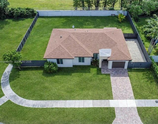 2 of 14 - 17801 Sw 108th Court, Miami, FL