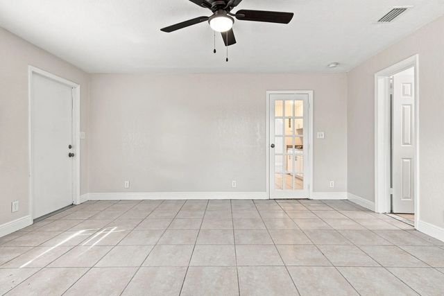 4 of 5 - 1472 Ne 25th Court, Pompano Beach, FL