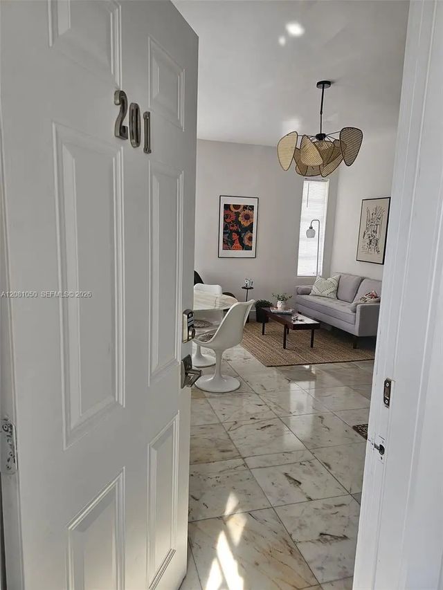 801 8th Street #201, Miami Beach