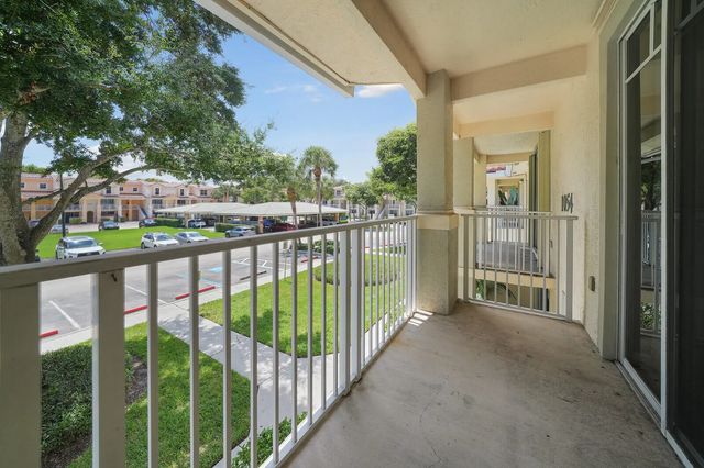 5 of 26 - 1054 University Boulevard #21, Jupiter, FL