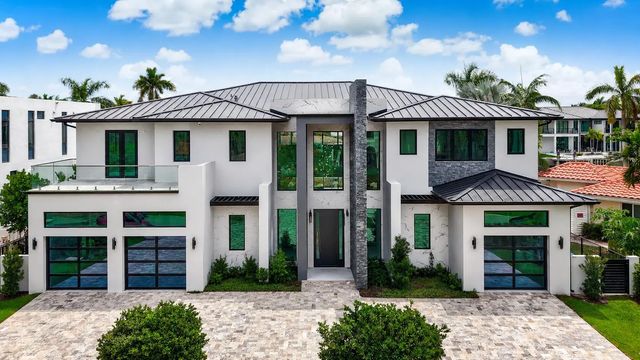2848 Ne 26th Place, Fort Lauderdale