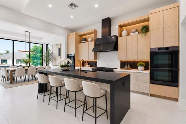 2 of 15 - 2848 Ne 26th Place, Fort Lauderdale, FL