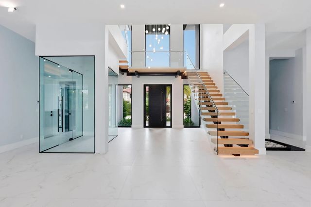 5 of 15 - 2848 Ne 26th Place, Fort Lauderdale, FL