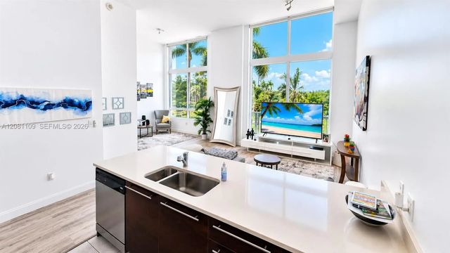 3 of 26 - 1900 N Bayshore Drive #504, Miami, FL