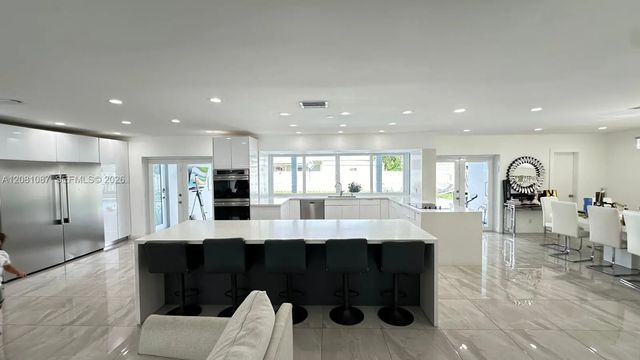 3 of 58 - 3750 N 54th Avenue, Hollywood, FL