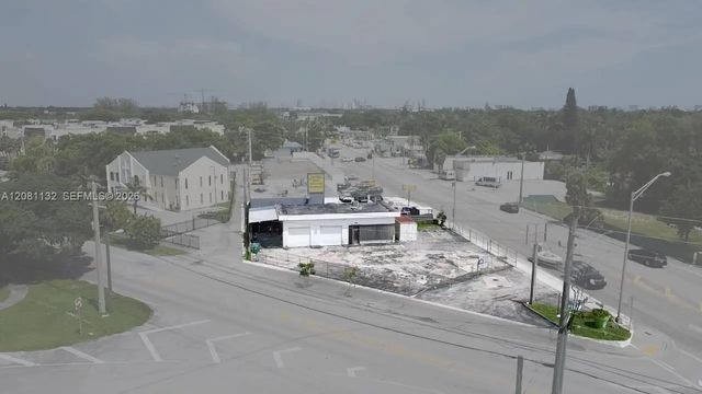 11815 Ne 2nd Avenue, Miami