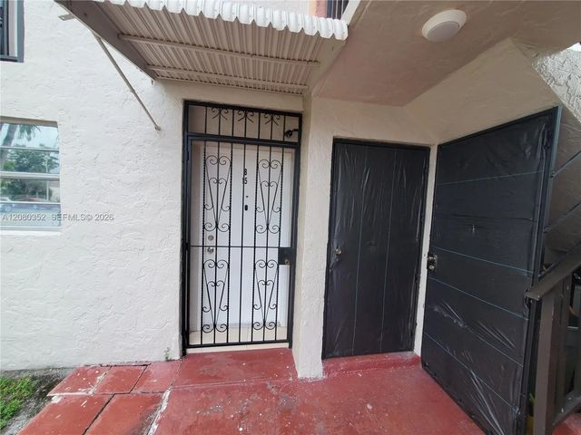 6600 W 2nd Court #15, Hialeah