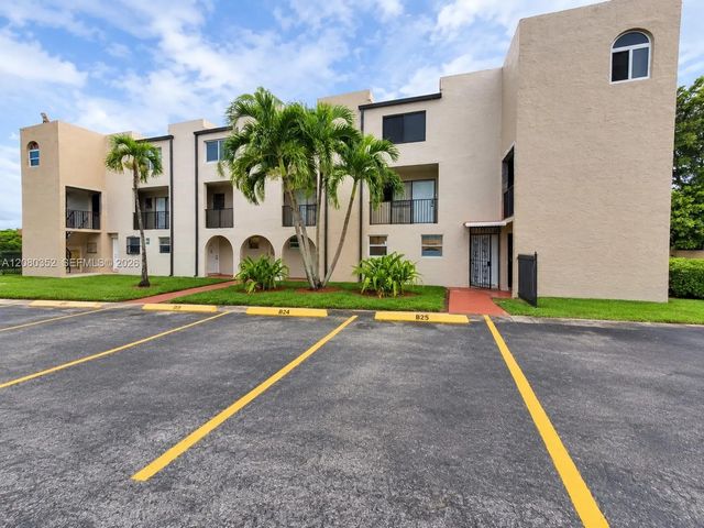 6600 W 2nd Court #15, Hialeah