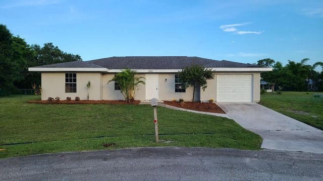 2931 Sw Birtle Court, Port St. Lucie