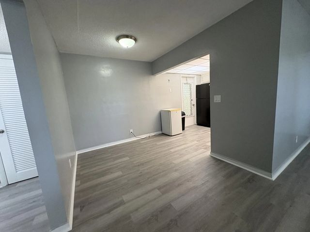 2 of 19 - 2031 Dewey Street #101, Hollywood, FL