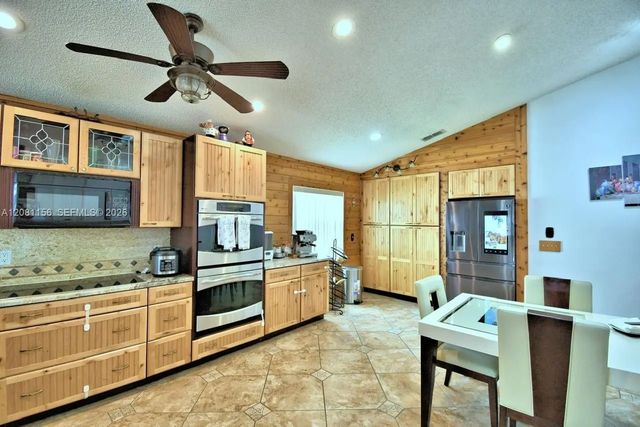 5 of 18 - 260 Cheshire Way, Davenport, FL