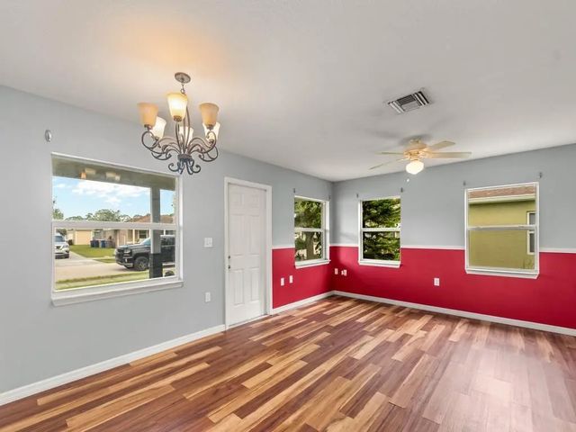 4 of 36 - 1724 10th Way Sw, Vero Beach, FL