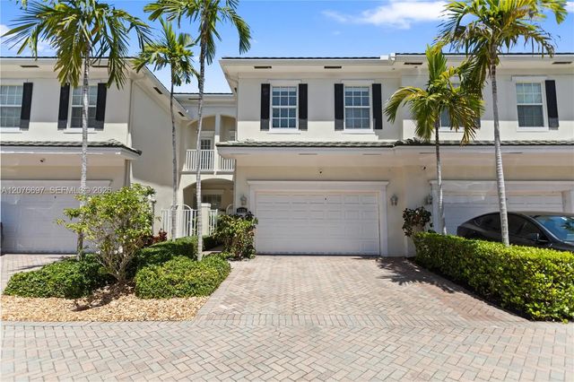 2 of 55 - 1139 N Victoria Park Road, Fort Lauderdale, FL