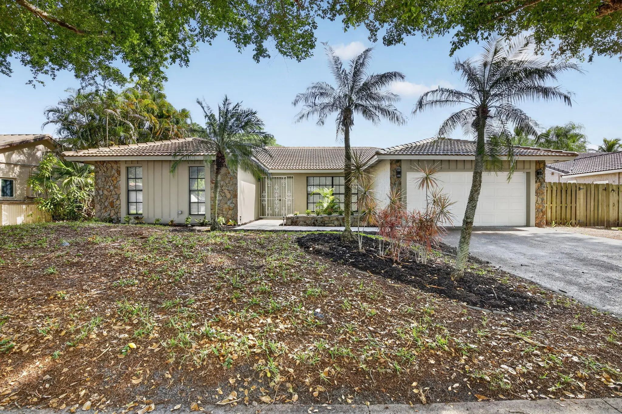 9820 Nw 15th Street, Plantation