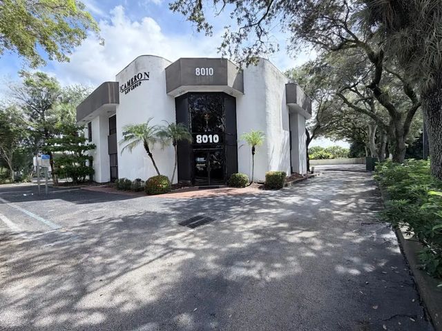 8010 N University Drive, Tamarac
