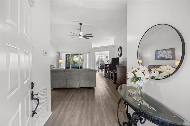 5 of 36 - 764 Ne Eastlake Street, Port St. Lucie, FL