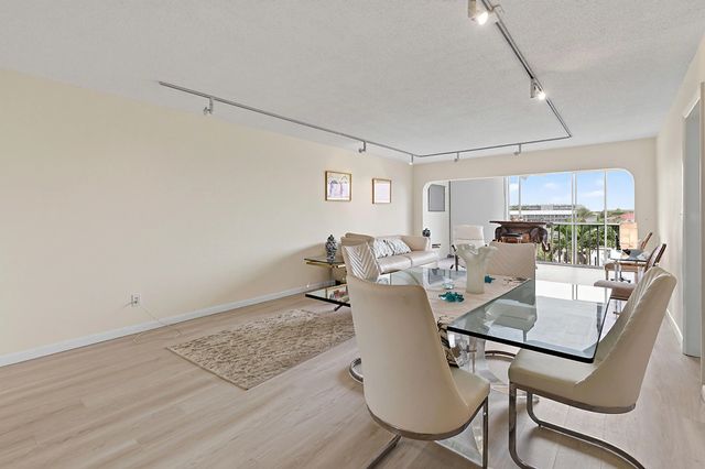 4 of 32 - 907 Marina Drive #unit 306, North Palm Beach, FL