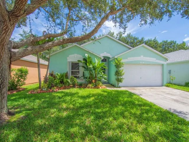 1007 E 13th Square, Vero Beach