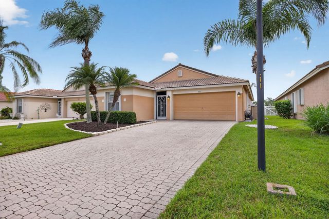 3 of 63 - 827 Nw Greenwich Court, Port St. Lucie, FL