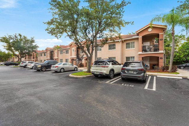 2 of 23 - 3504 Briar Bay Boulevard #206, West Palm Beach, FL