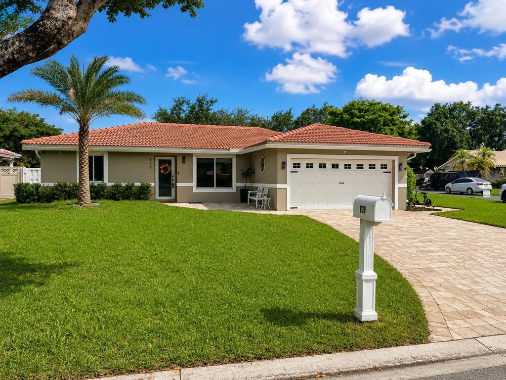 839 Nw 107th Lane, Coral Springs