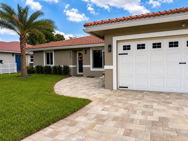 2 of 71 - 839 Nw 107th Lane, Coral Springs, FL