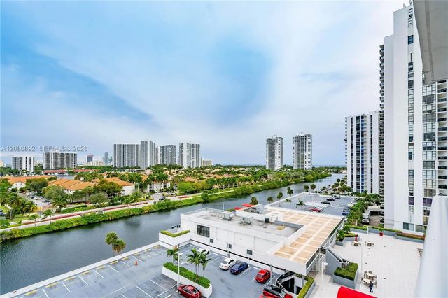 3625 N Country Club Drive #901, Aventura