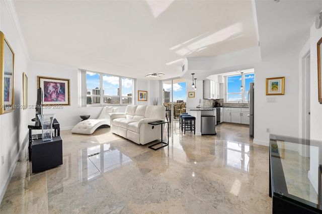 2000 N Bayshore Drive #1502, Miami